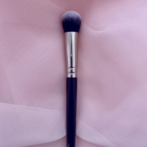 Кисть для макияжа